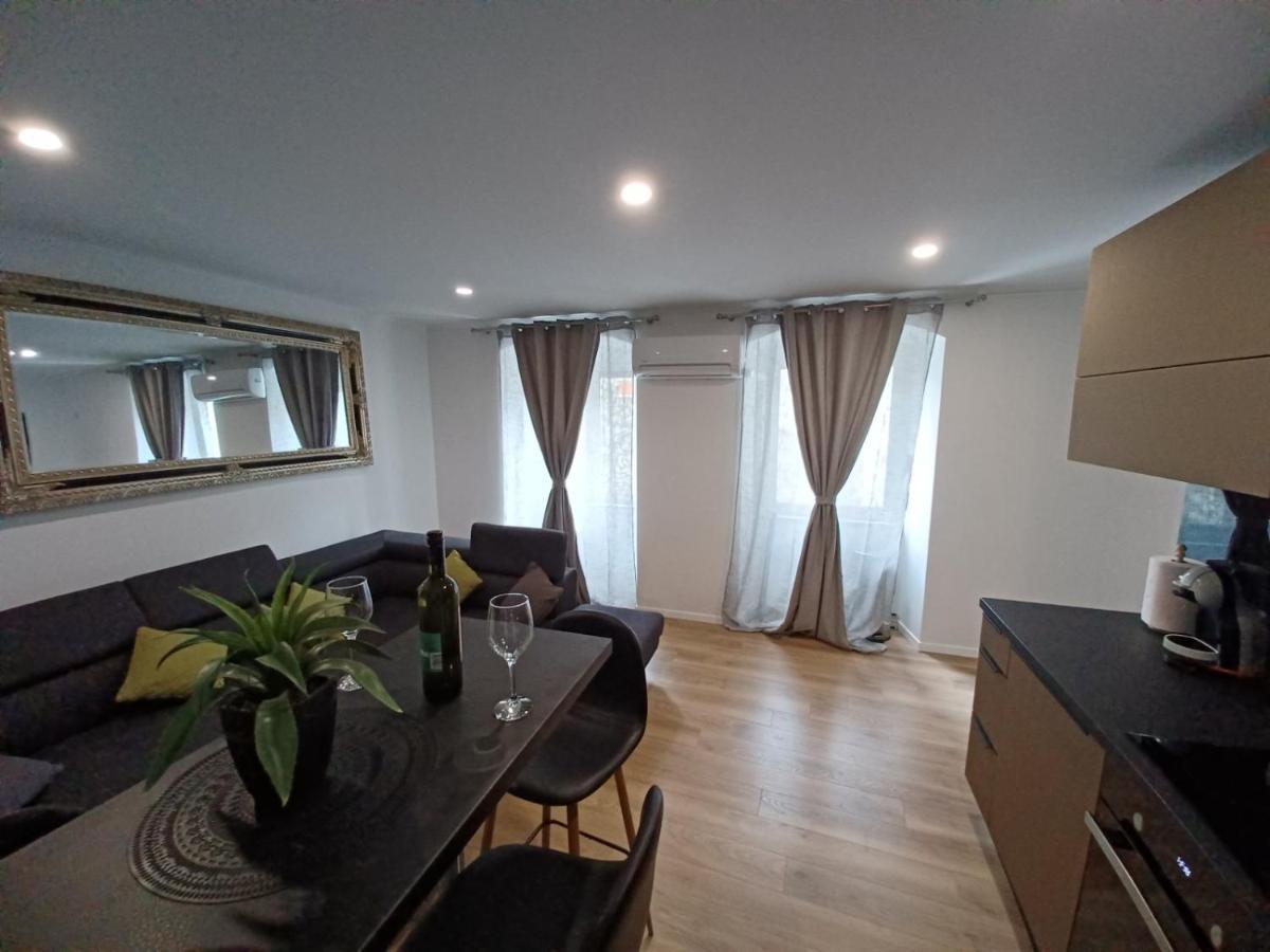 Apartmán In The Centar Of Rijeka Exteriér fotografie