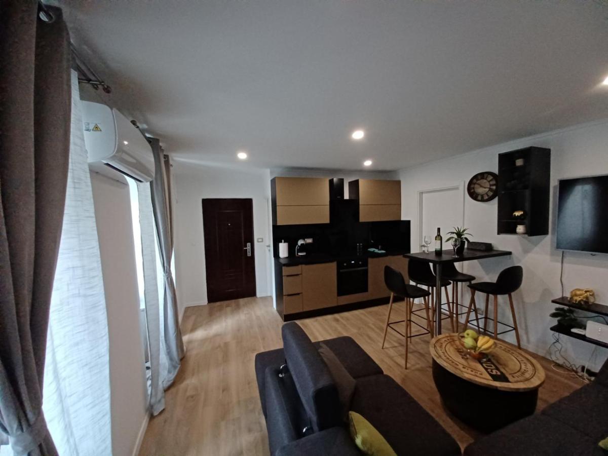 Apartmán In The Centar Of Rijeka Exteriér fotografie