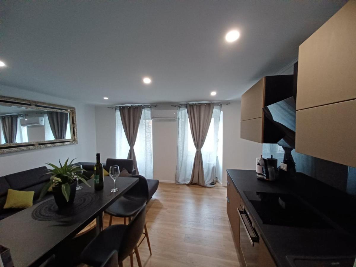 Apartmán In The Centar Of Rijeka Exteriér fotografie